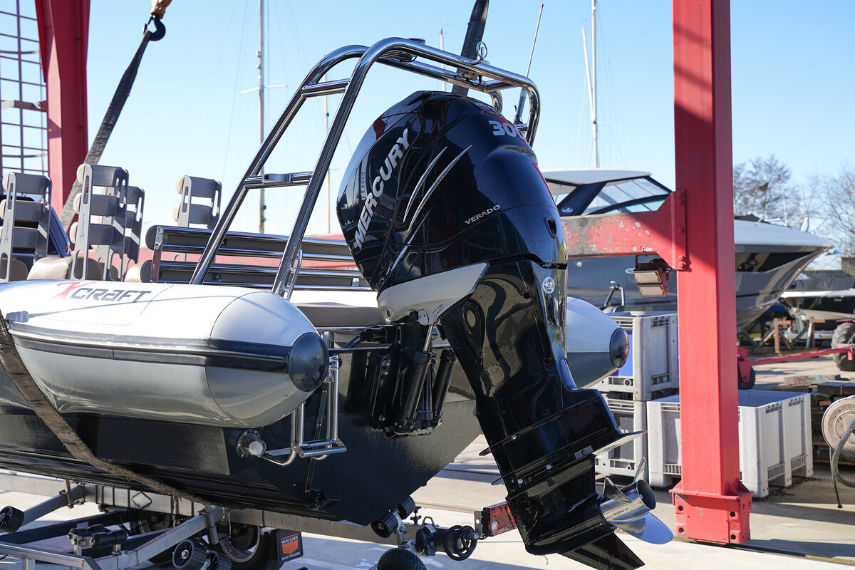 X-Craft R808