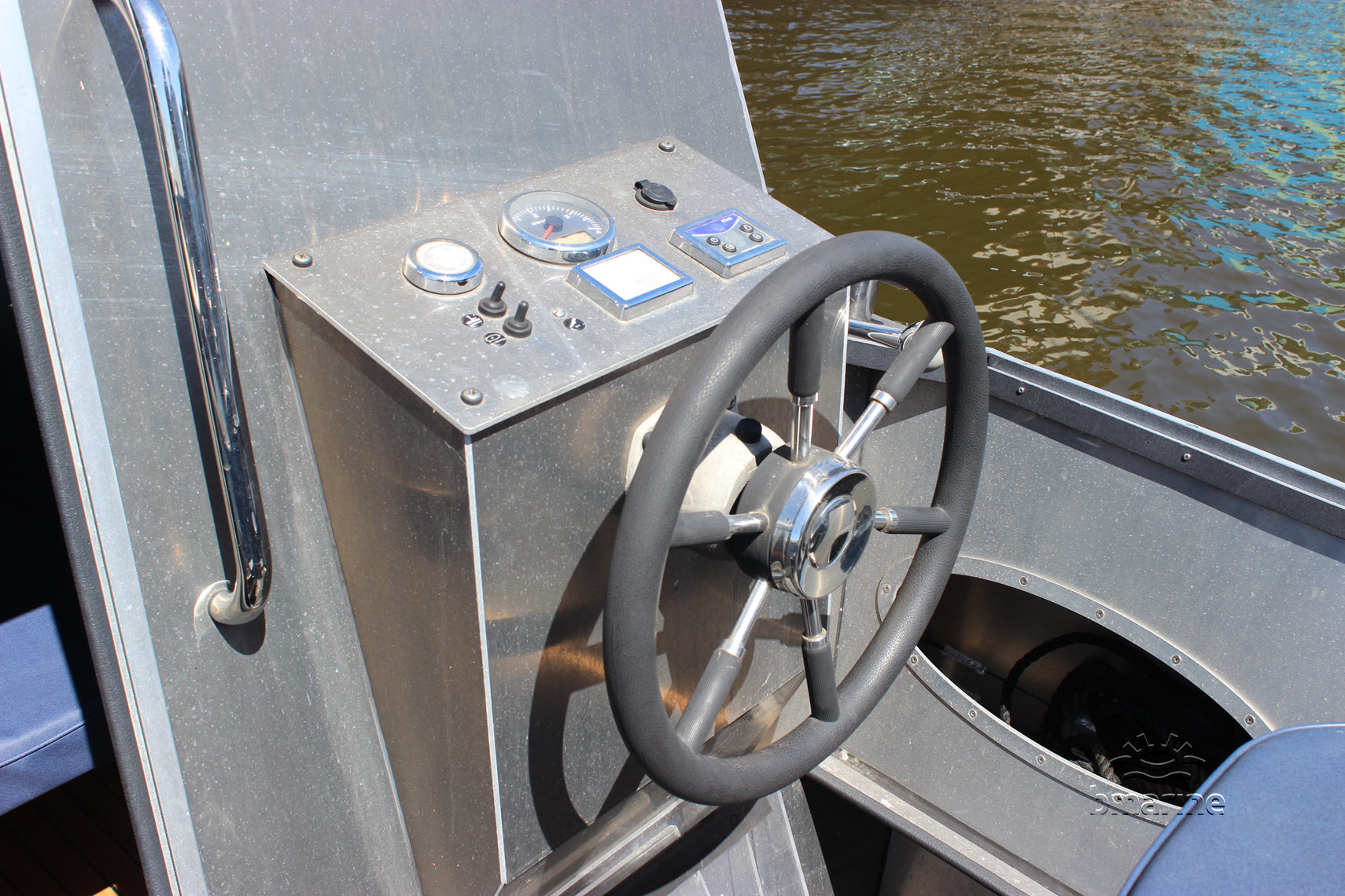 BAS LSB 700 Aluminium Cabin