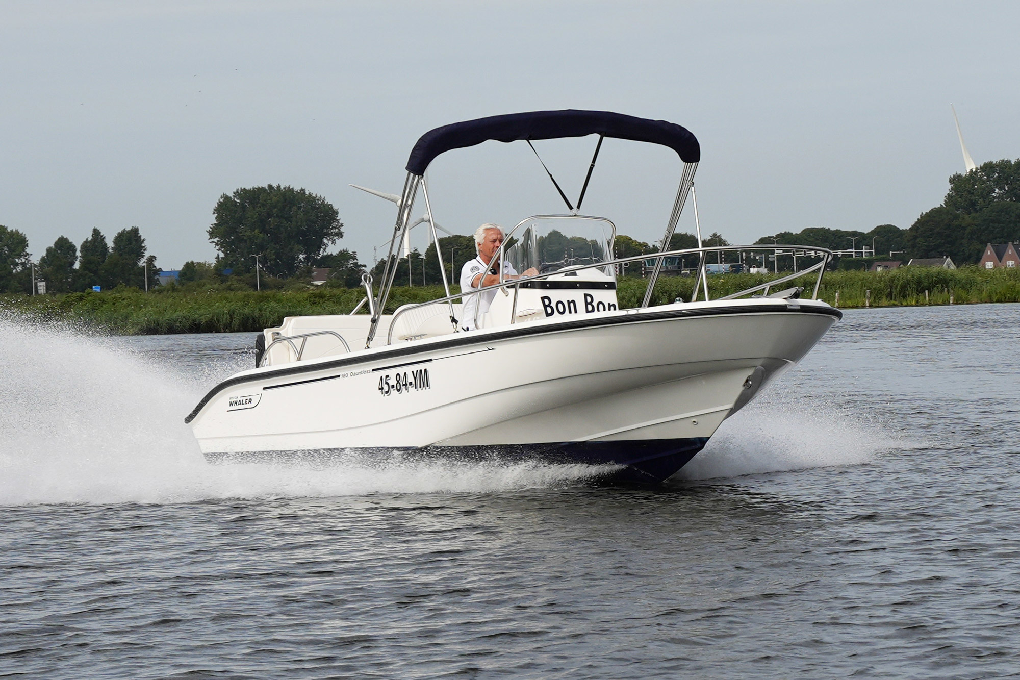 Boston Whaler 180 Dauntless