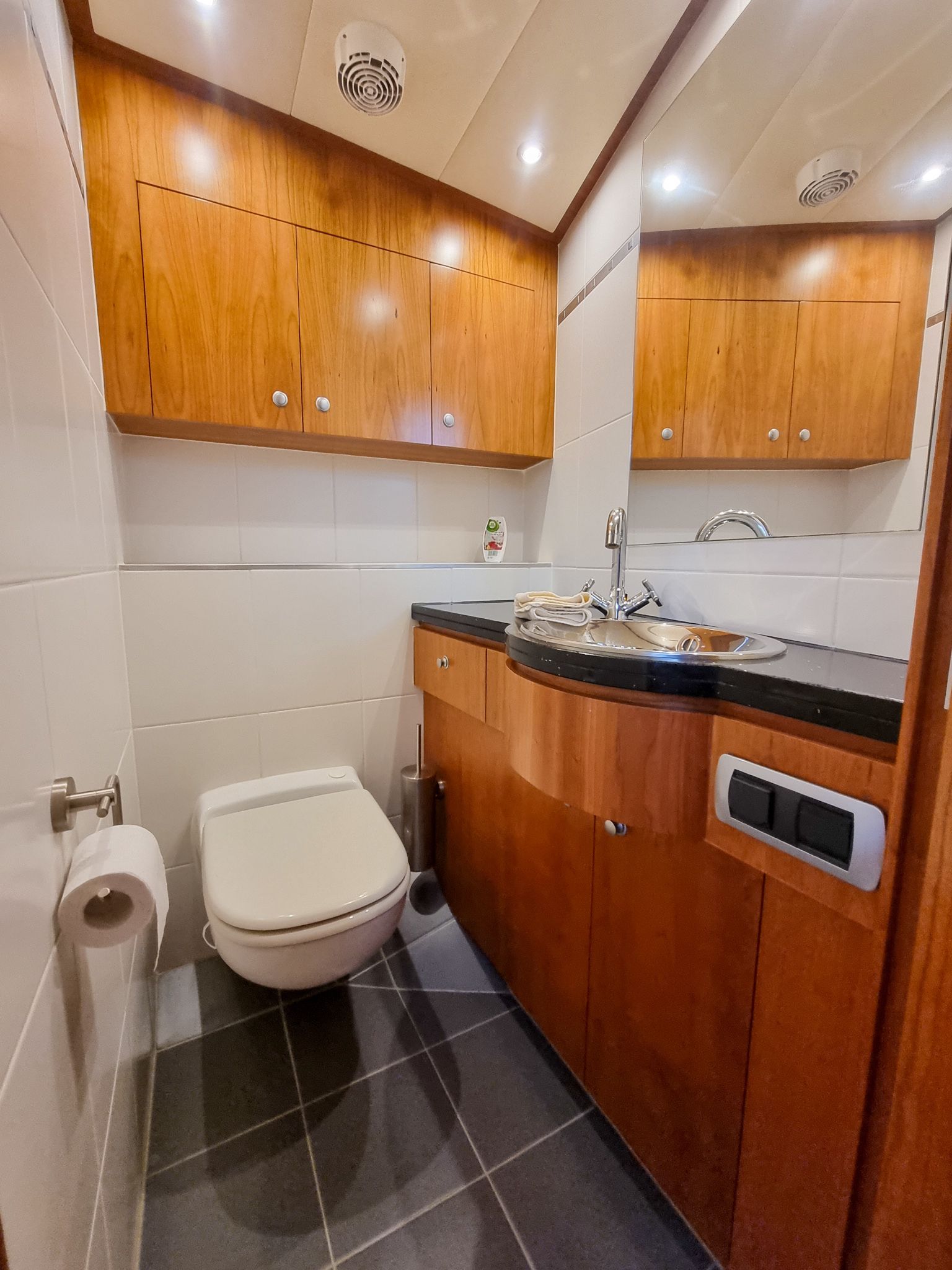 Pacific Allure 150 Allure