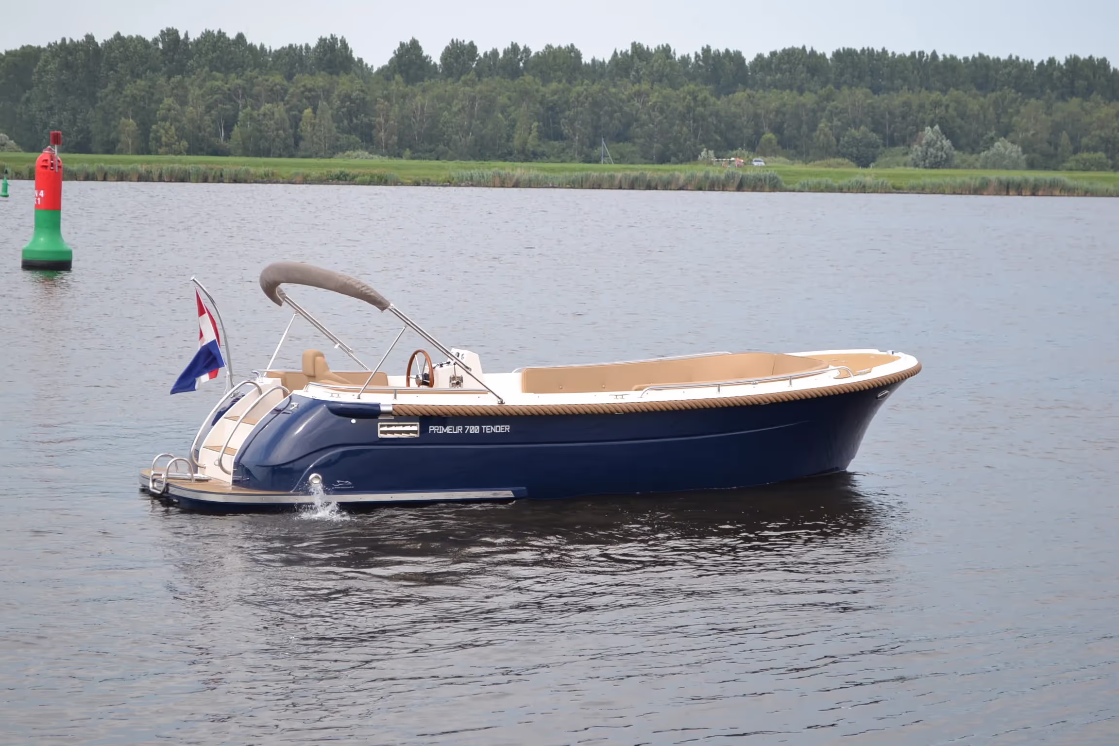 Primeur 700 Tender
