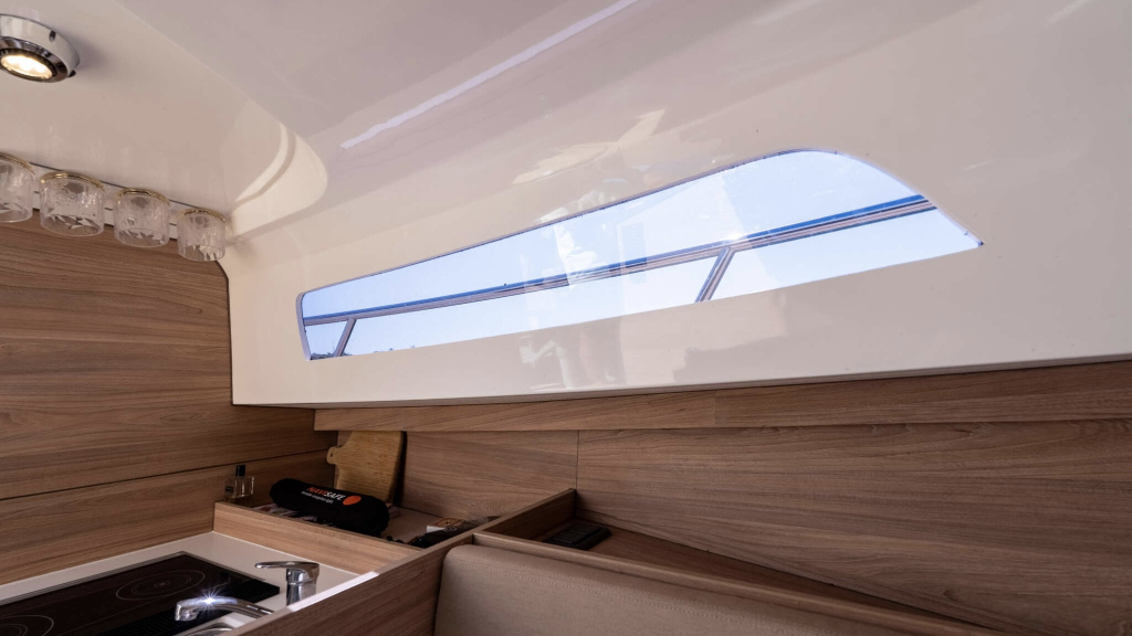 Antaris Seventy7 Cabin ( 2022)