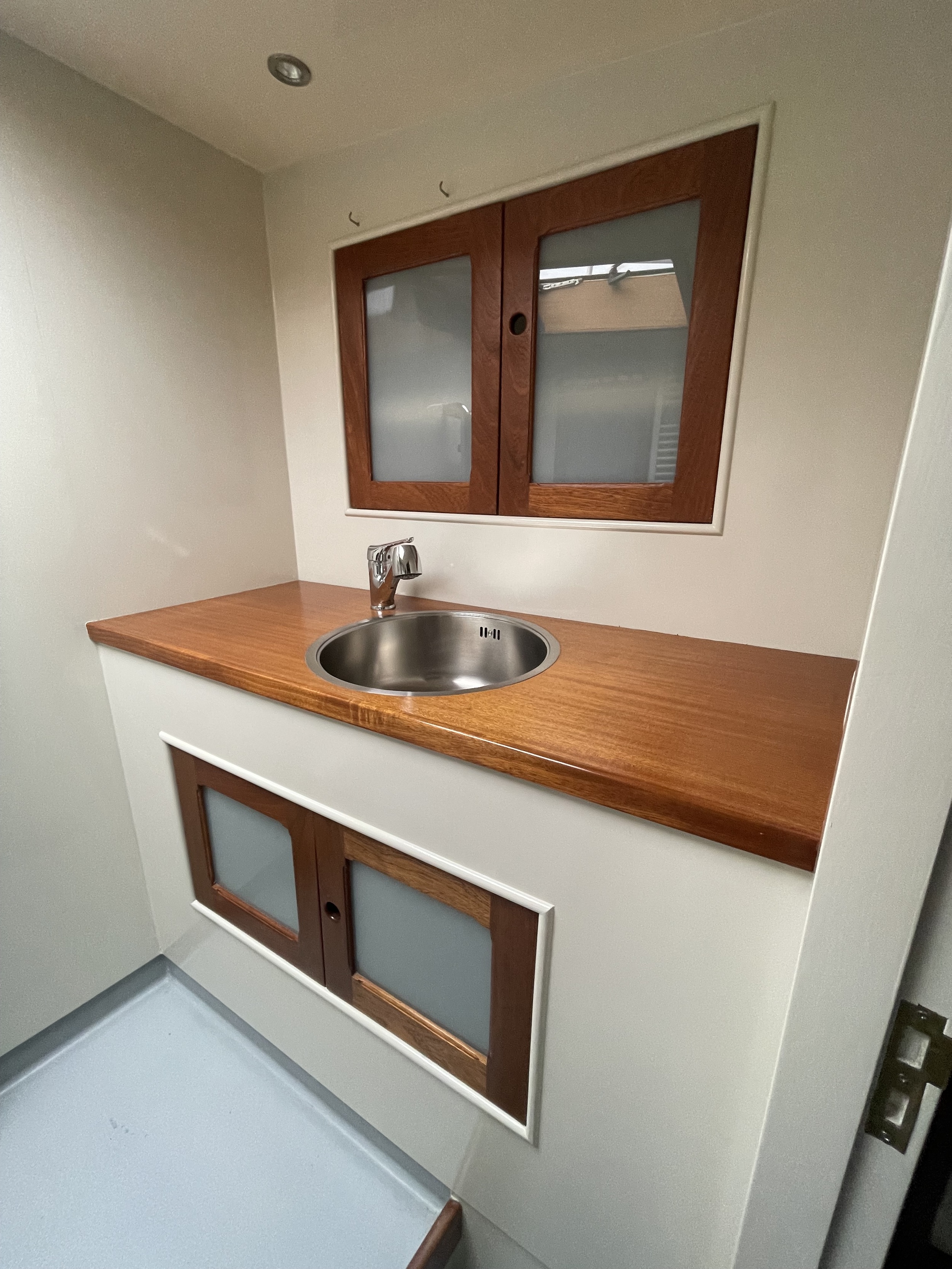 Dykstra Schooner 77, Midzwaard