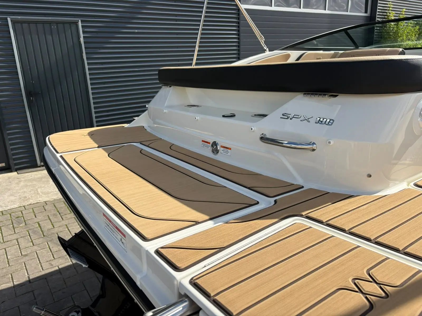 Sea Ray SPX 190