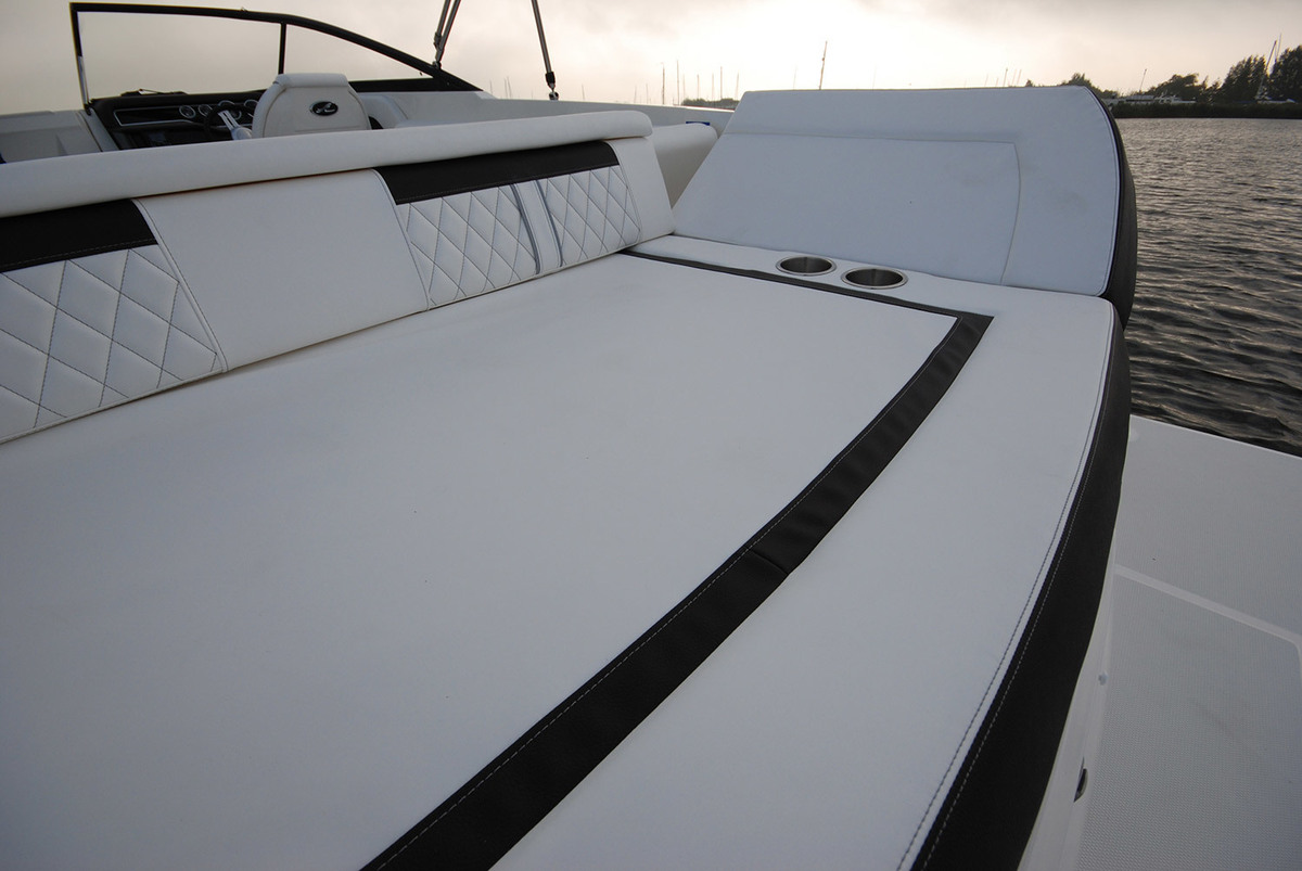 Sea Ray Sun Sport 250