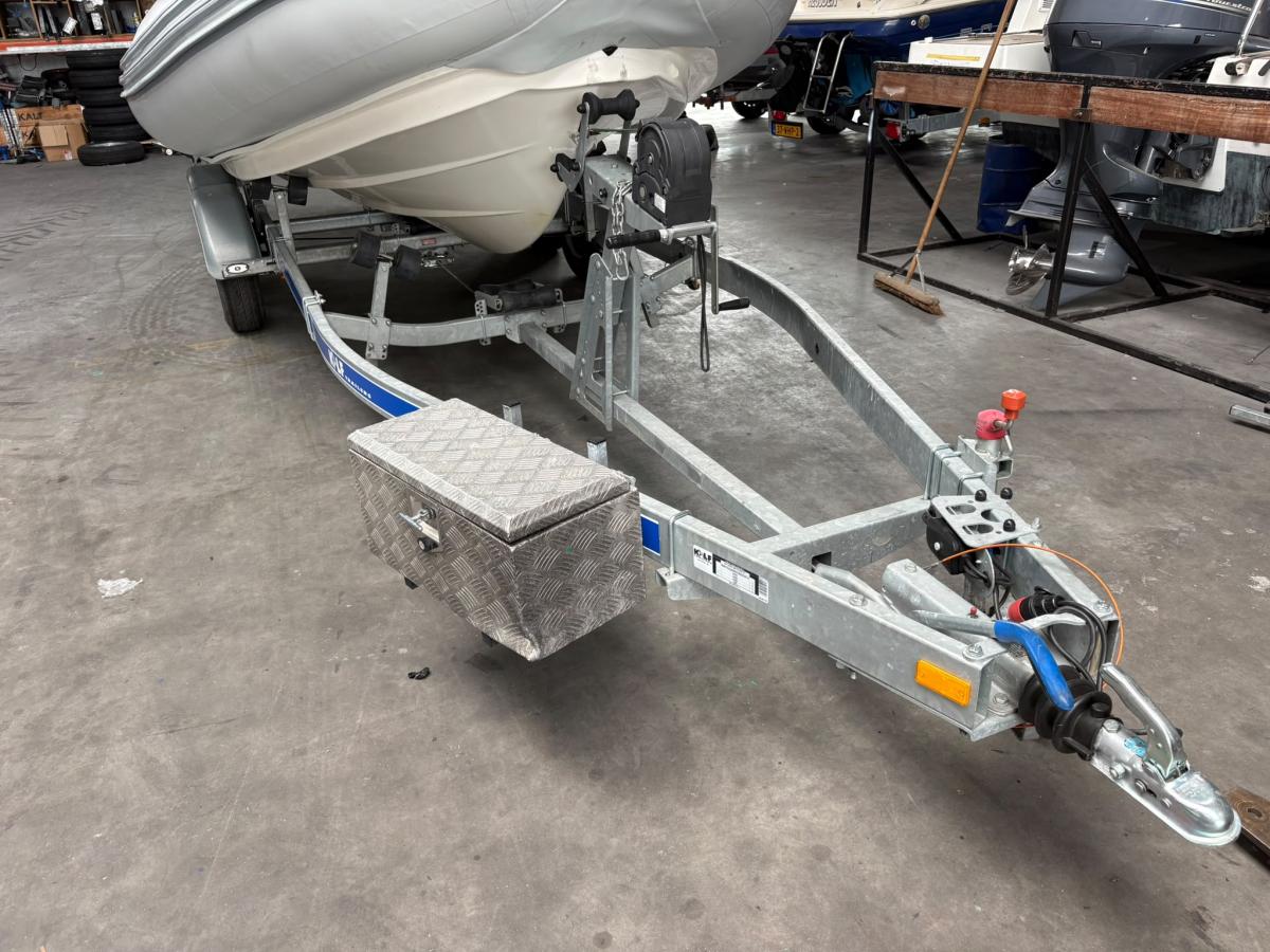 KALF 2000KG 6.86m x 2.10m