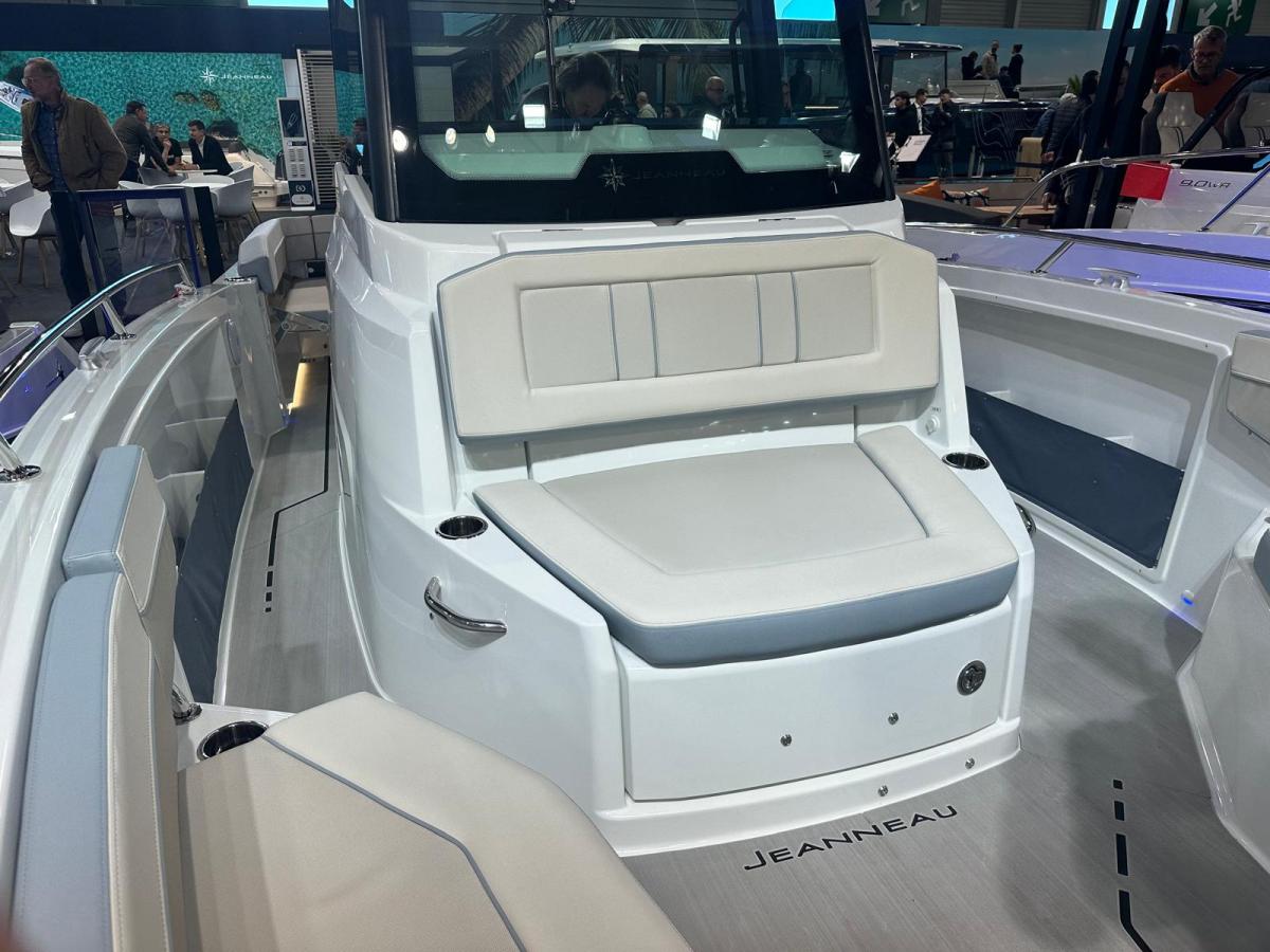 Jeanneau Cap Camarat 9.0CC S2 nieuw model!