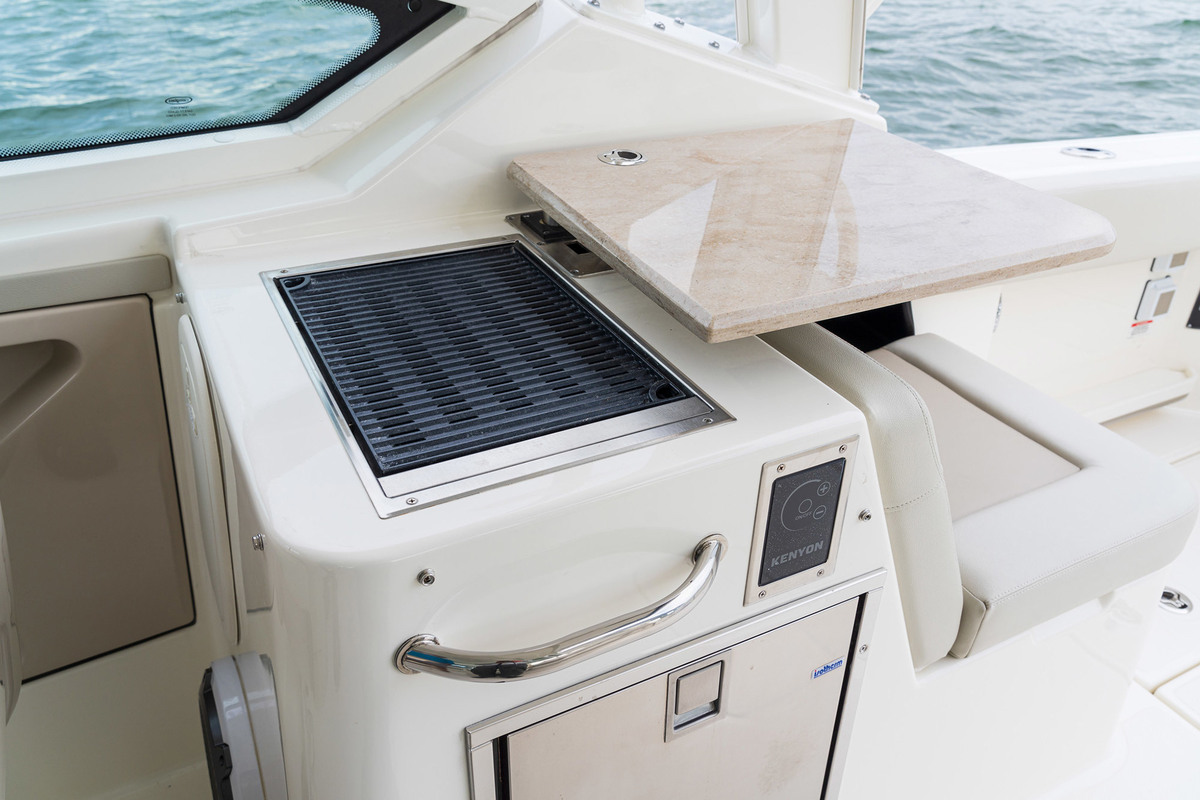 Boston Whaler 280 Vantage