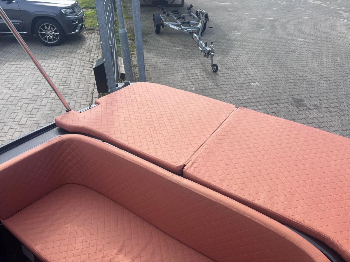 Maassloep 590 Tender