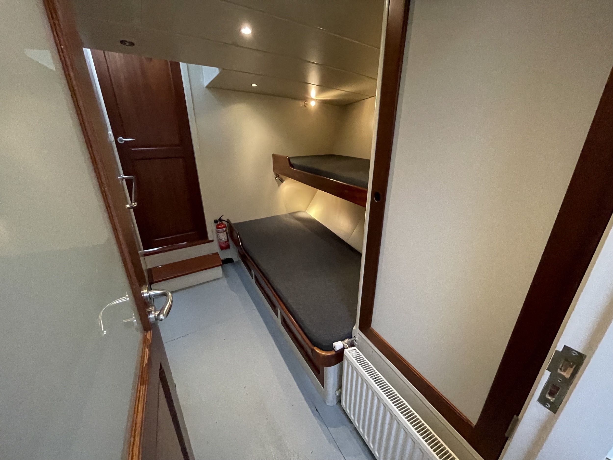 Dykstra Schooner 77, Midzwaard