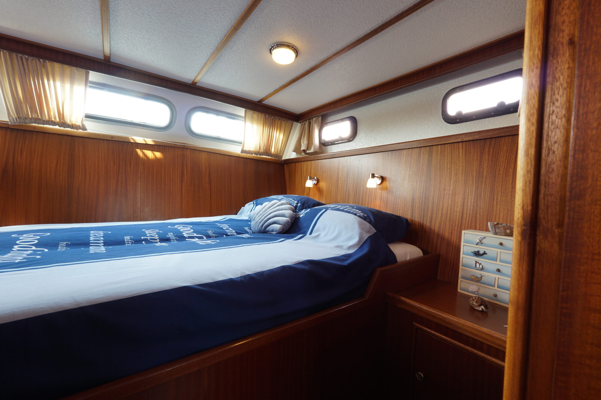 Valkkruiser Content 11.60 AK Cabrio