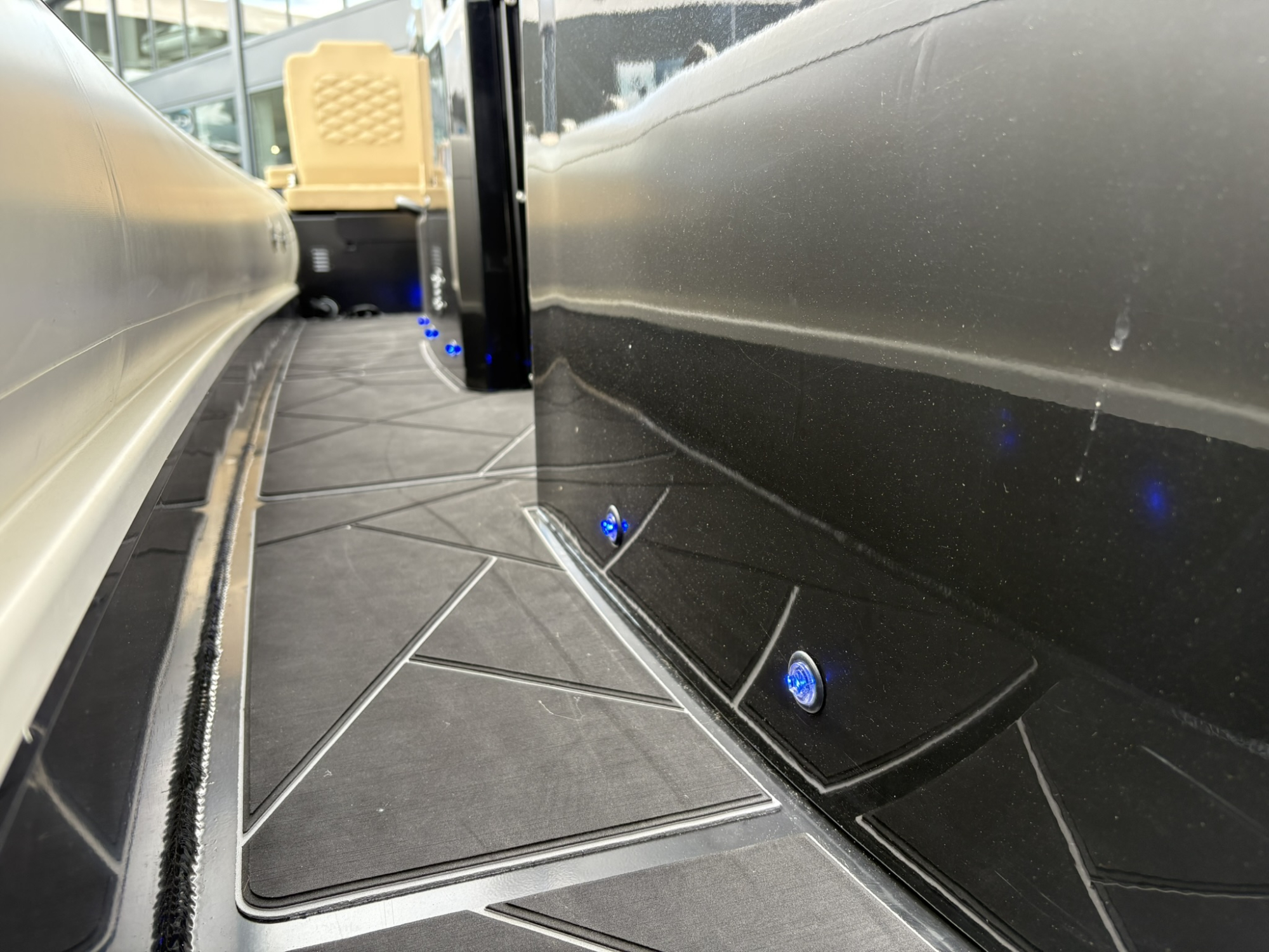 Highfield AANBIEDING -  Sport 800 met Mercury 350 pk V10 op voorraad!