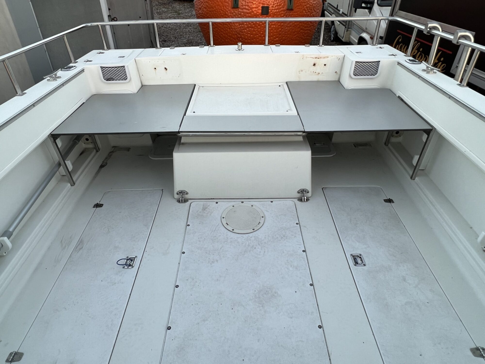 Celebrity 2500 Fish Hawk