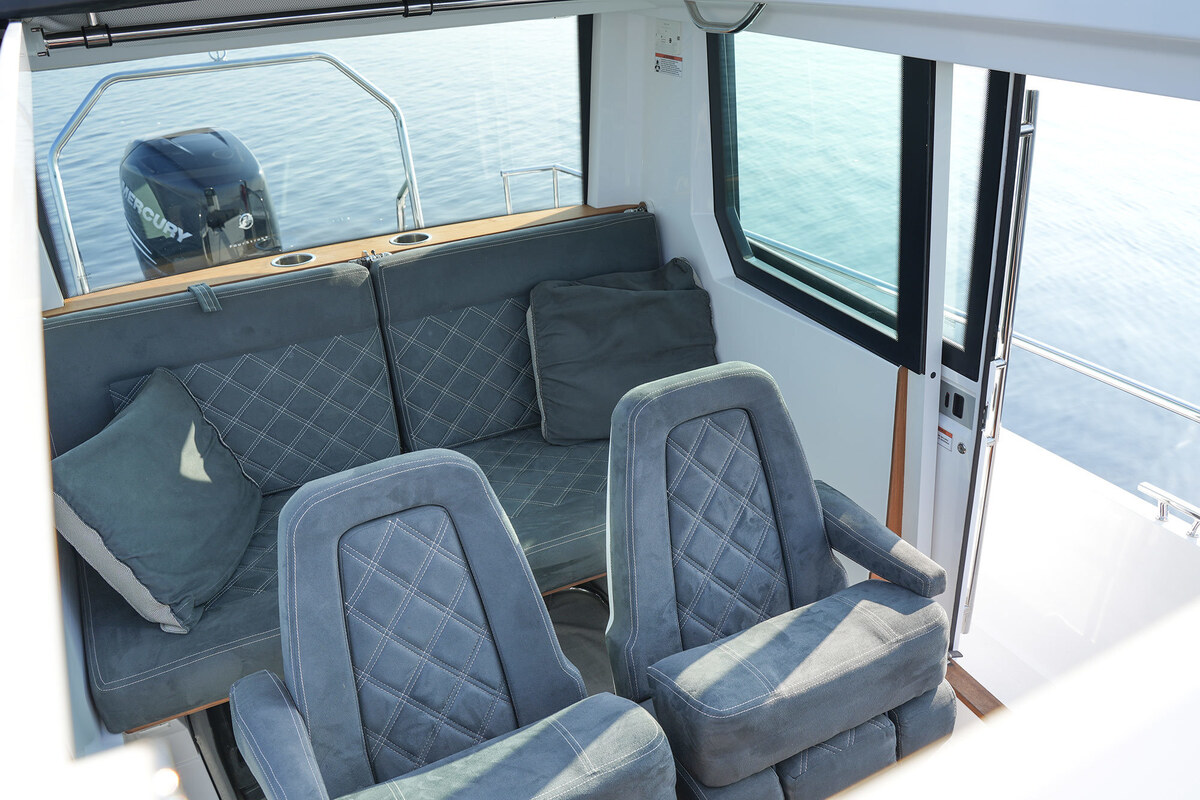 Axopar 28 Cabin - AC