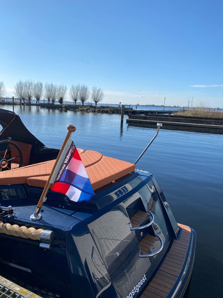 Corsiva 500 tender DE GROOTSTE SLOEPENSHOWROOM VAN NEDERLAND