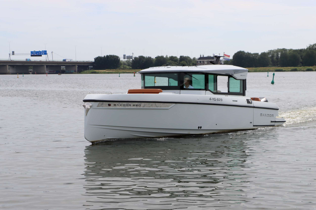 Saxdor Yachts 320 GTC