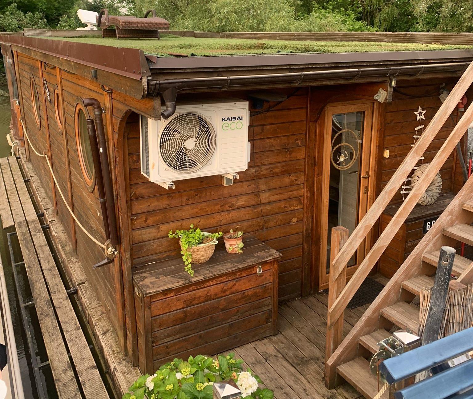 H2O Boats Houseboat 12.50