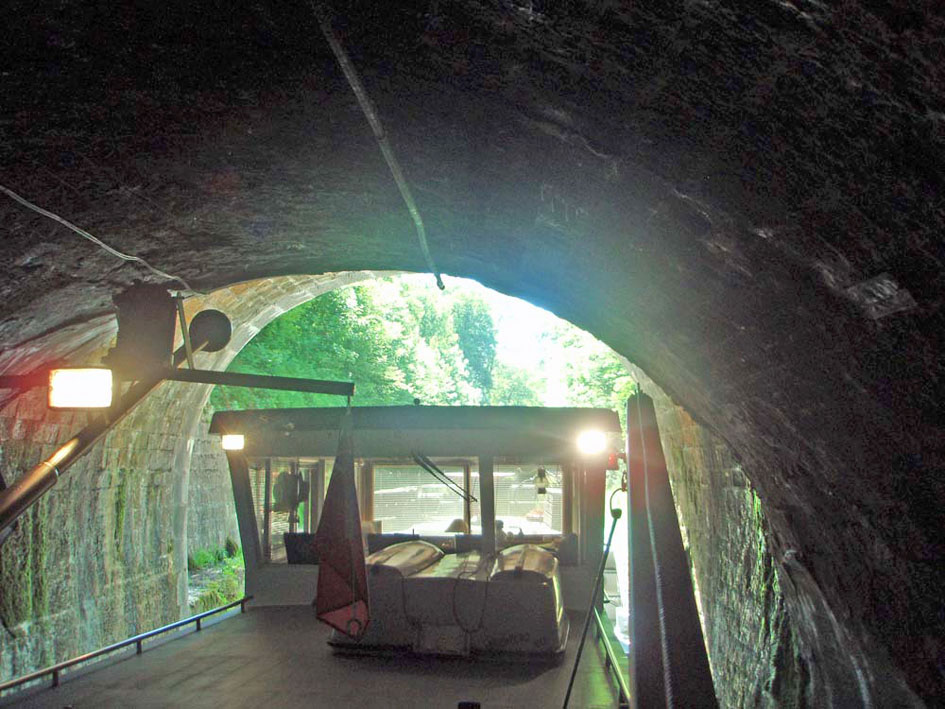 Luxe Motor 21.18 met UBC