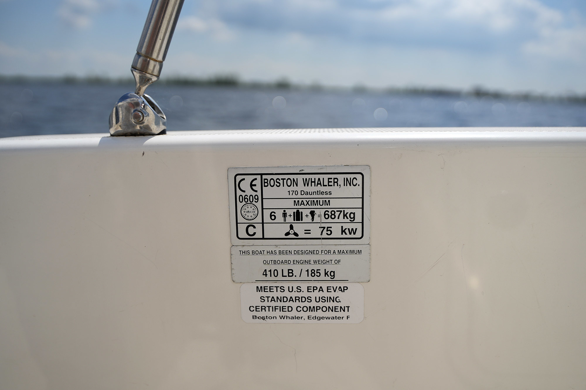 Boston Whaler 170 Dauntless