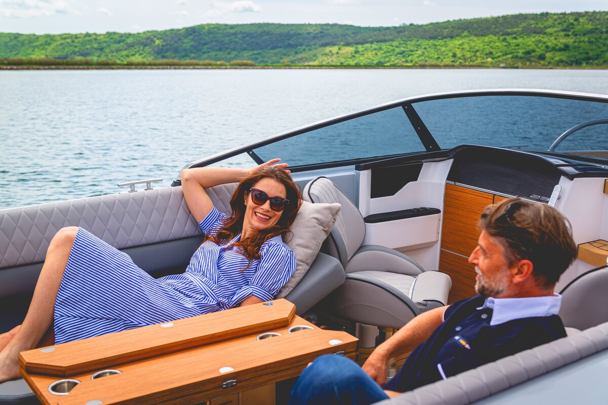 Alfastreet Marine 23 Cabin Evolution Electric