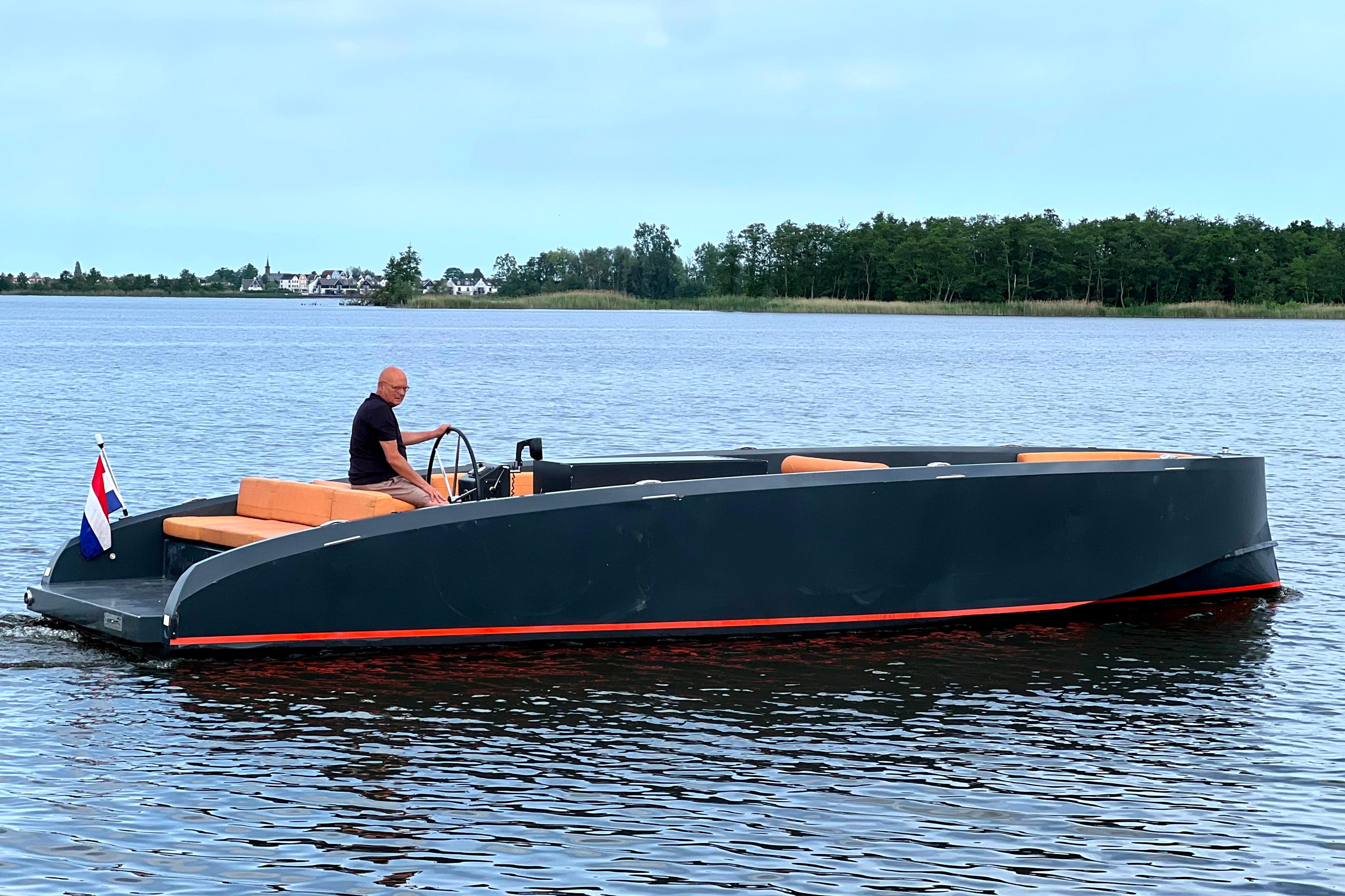 Tender Chapman 935