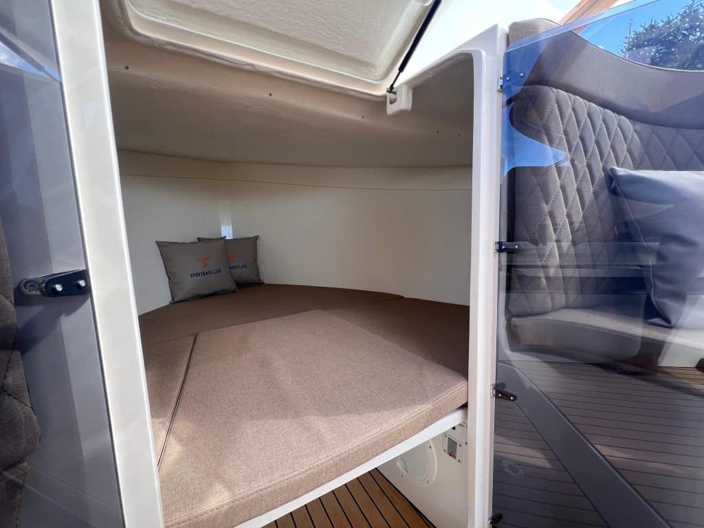 Primeur 850 Tender