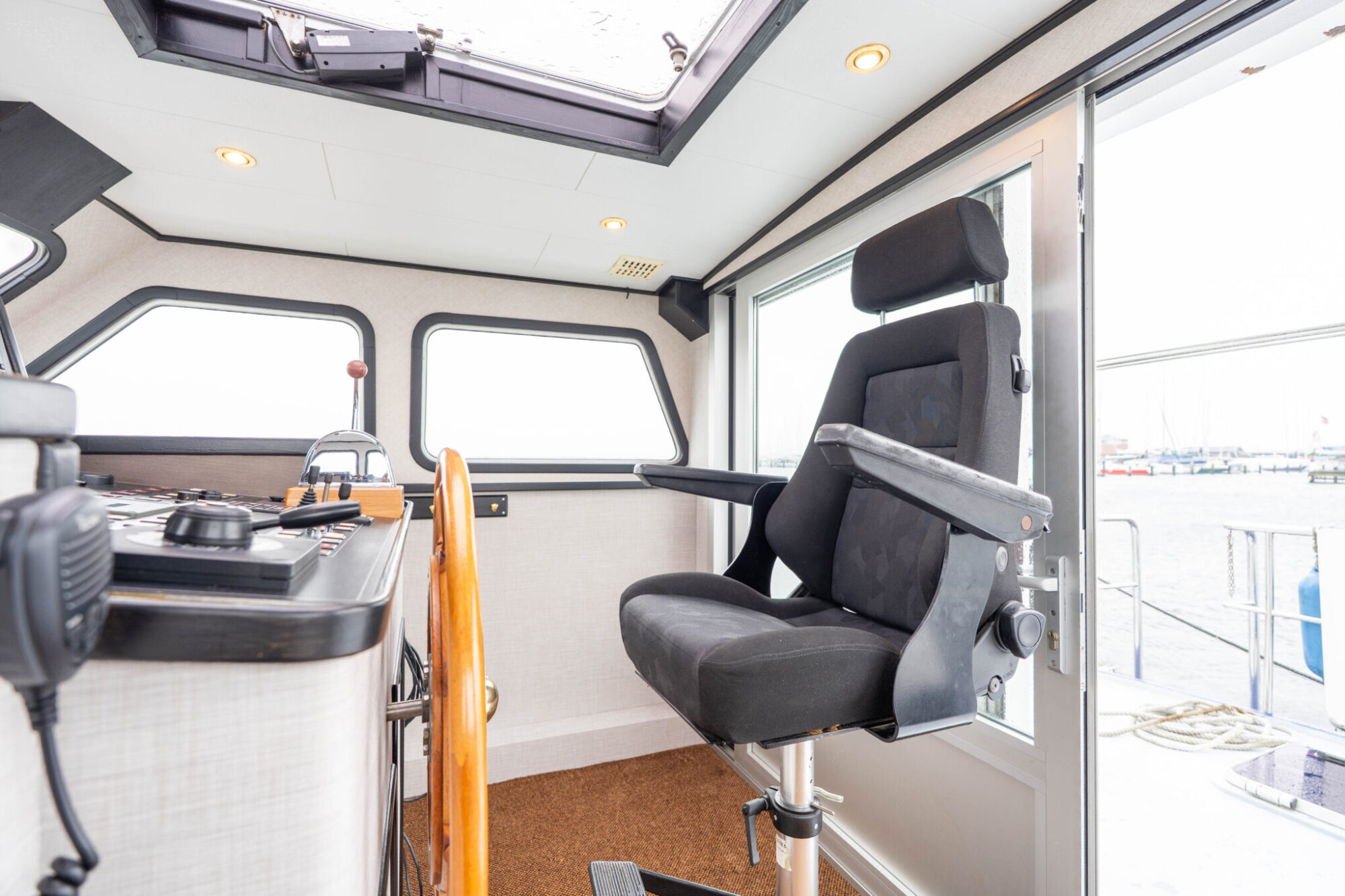 Pieter Beeldsnijder Spiegelkotter 15.00 VS