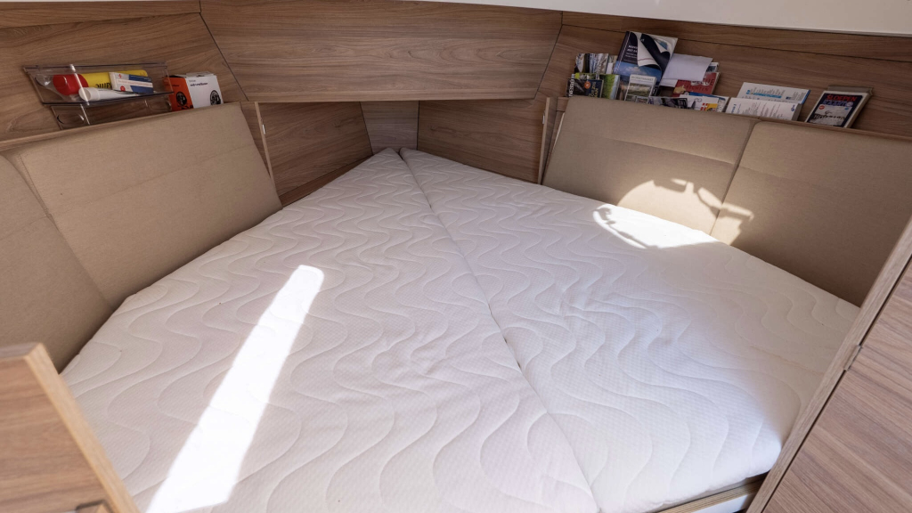 Antaris Seventy7 Cabin ( 2022)
