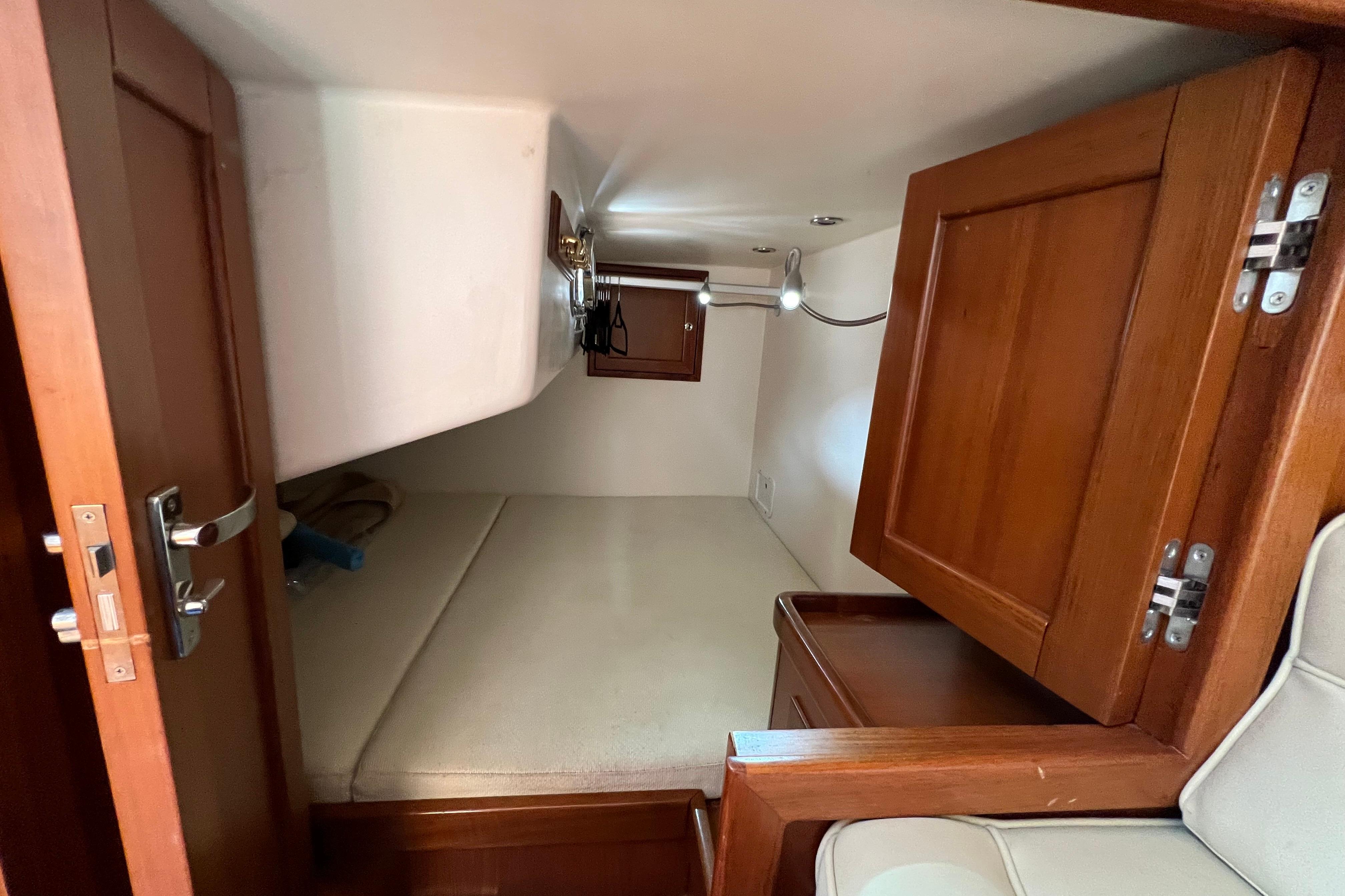 Long Island 40 Runabout