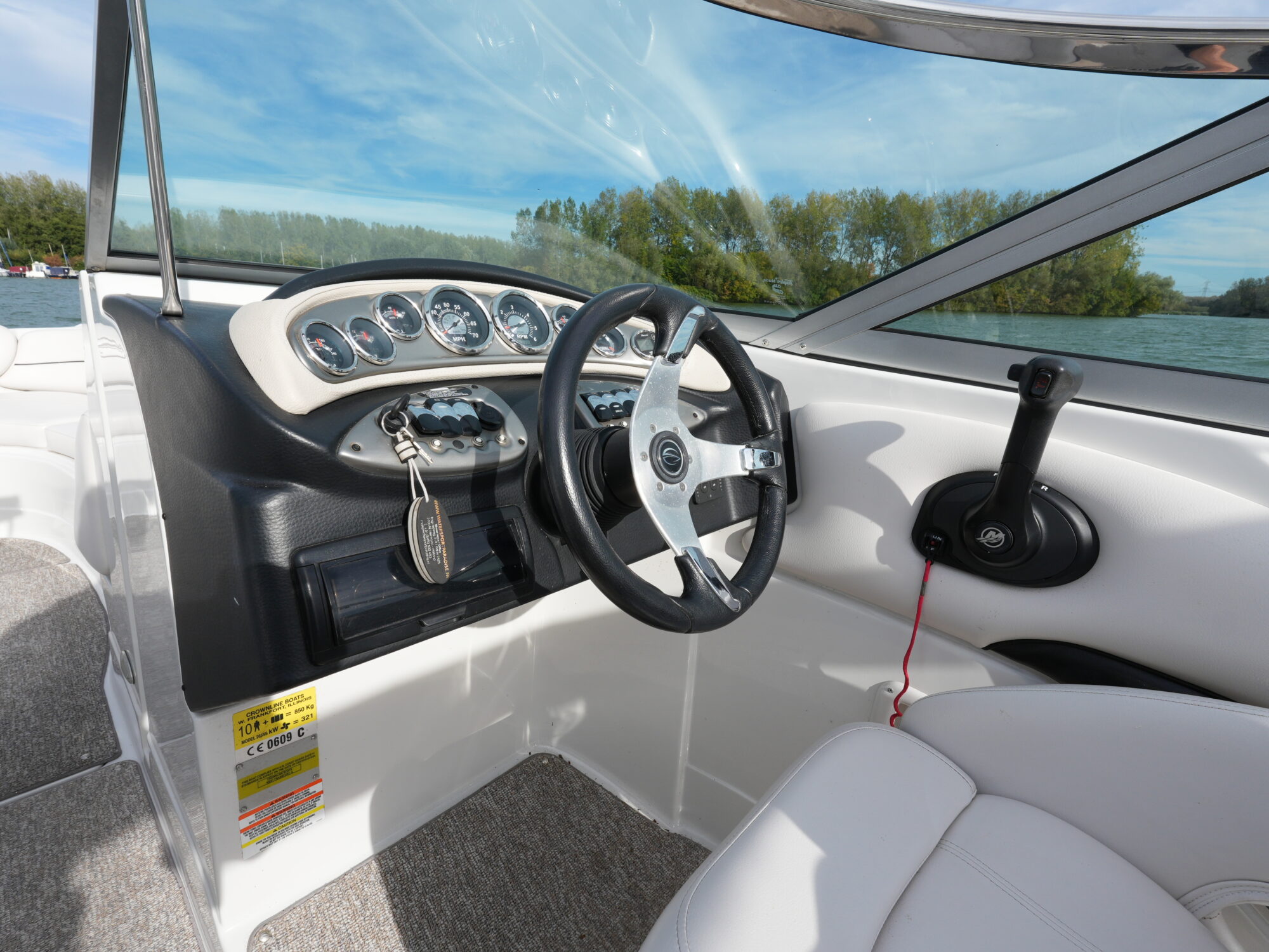 Crownline 265 SS