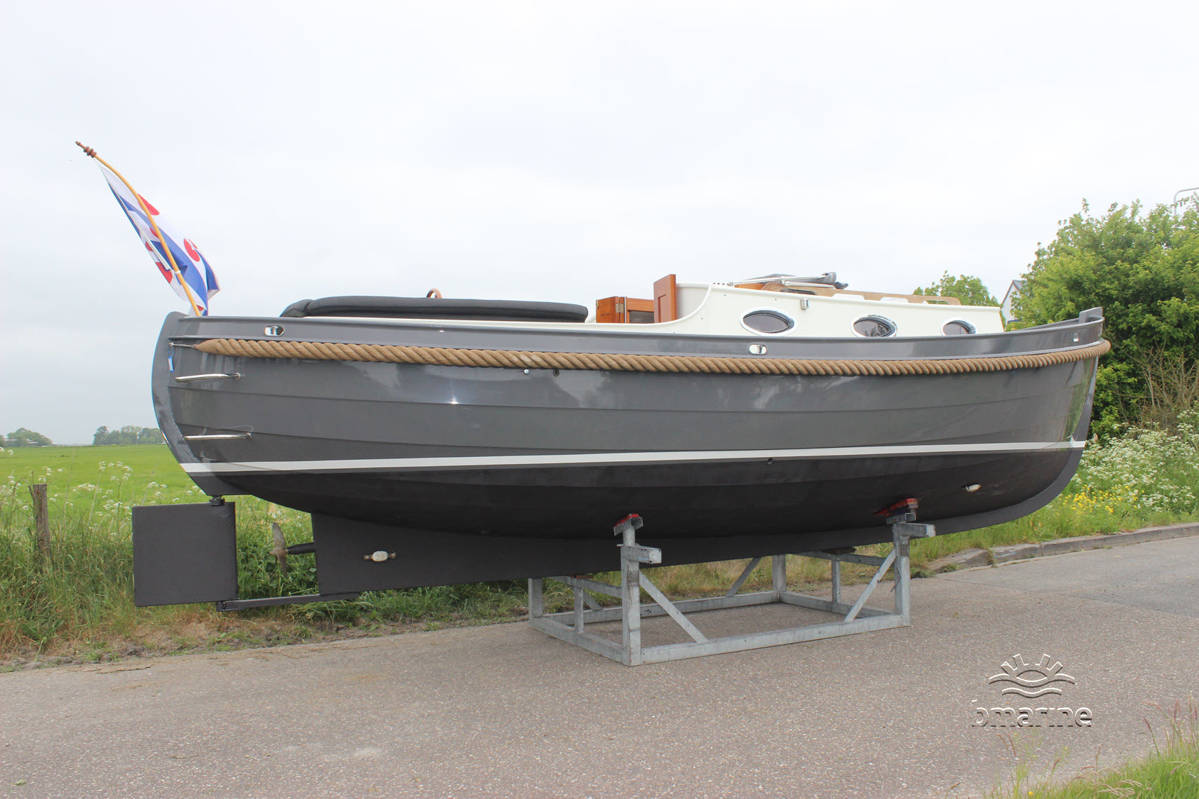 IJzendoornsloep Cabin 7.75