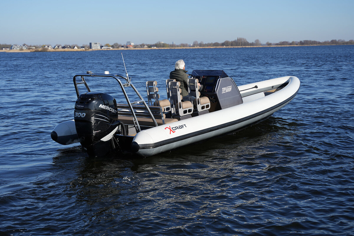 X-Craft R808
