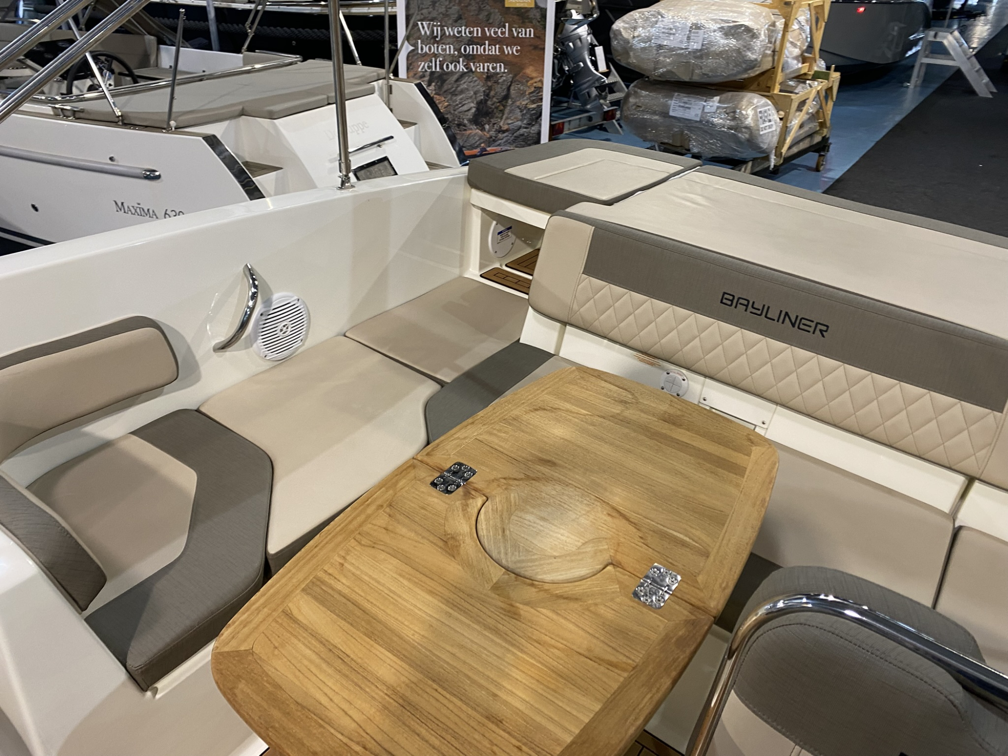 Bayliner VR6 met Mercruiser 4.5L 250 pk -  bouwjaar 2020