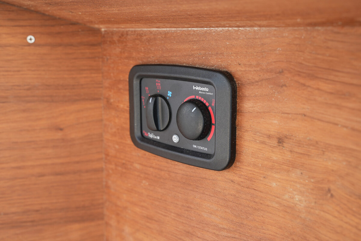 Axopar 28 Cabin - AC