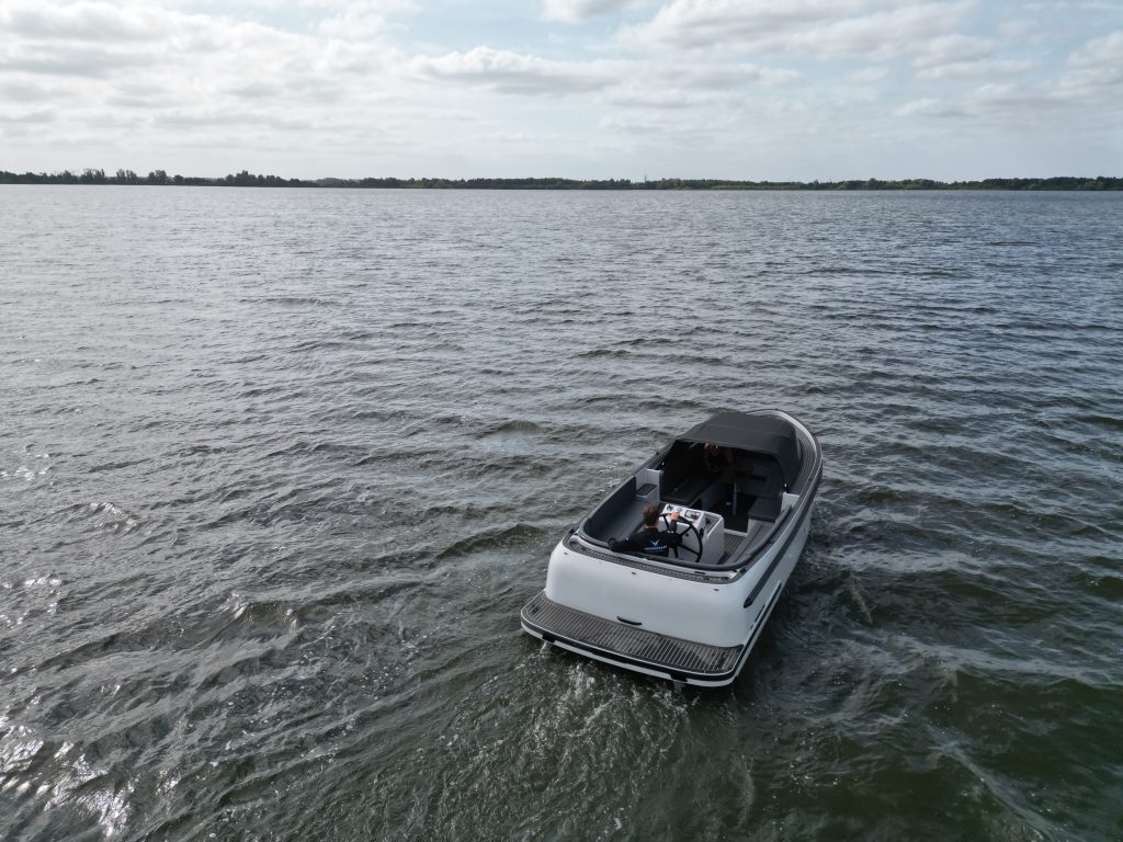 Seafury Hawker 725 OCCASION & ZONDAGS GEOPEND