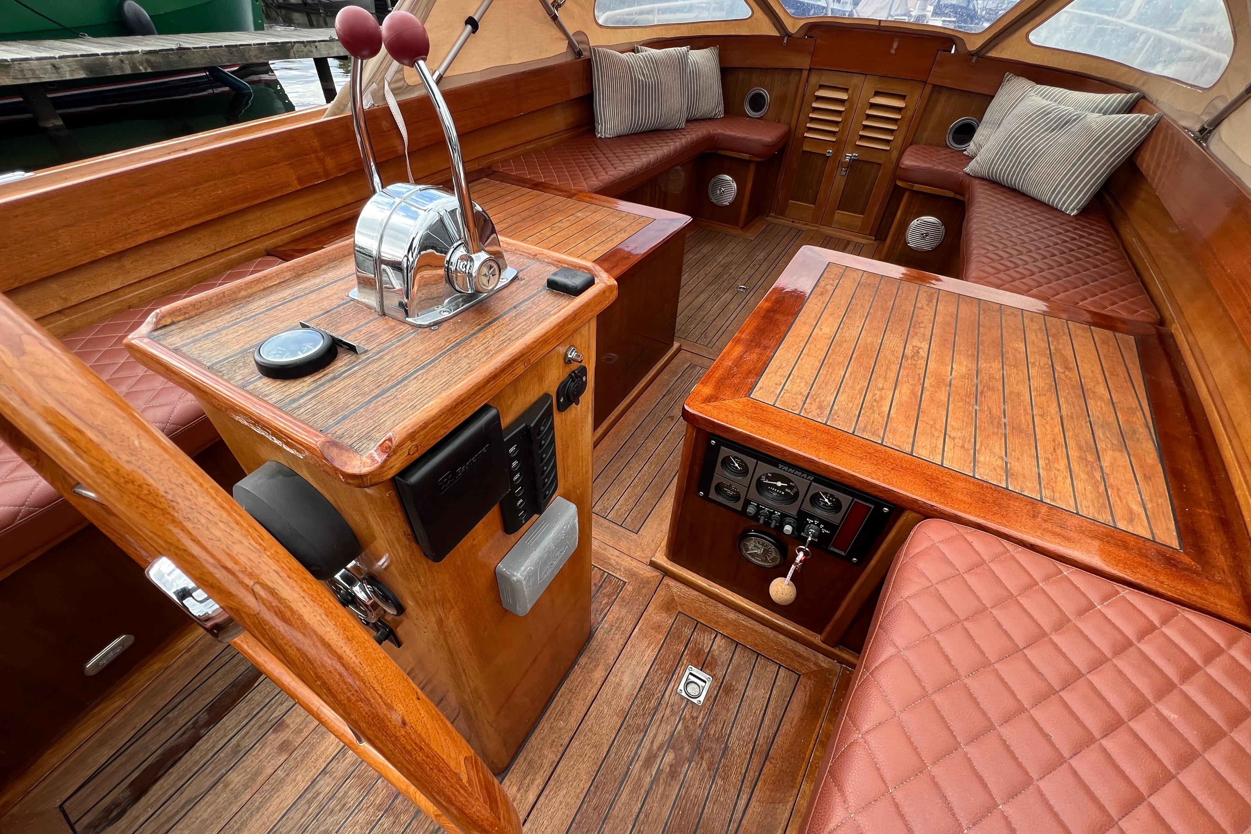 Beaver Yachts 28 Picknick Lounge