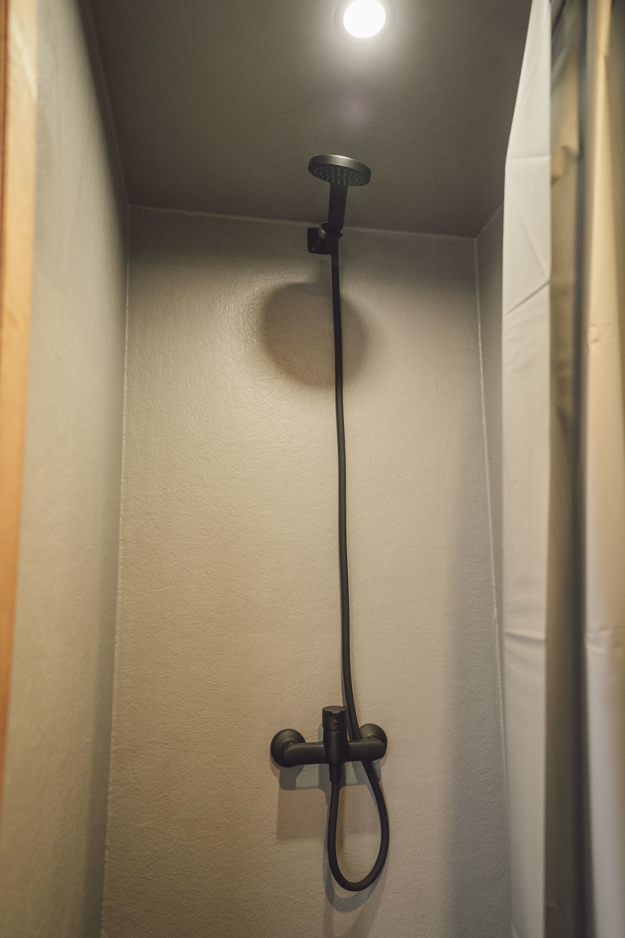 SHB Houseboat GTR 6.3