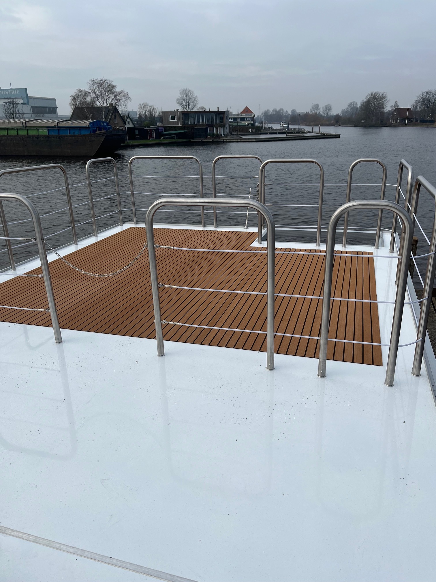 Nordic Season NS 40 Eco 36m2 Houseboat