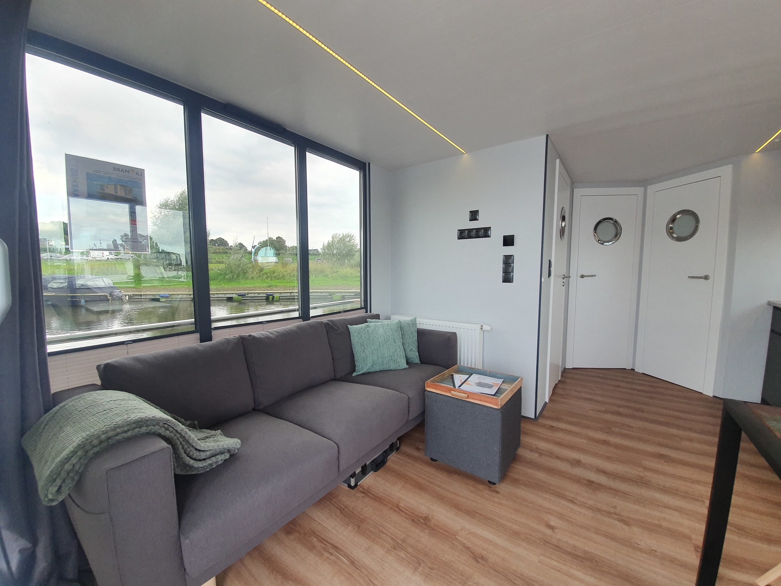 La Mare Houseboat Apartboat L - NEW