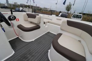 Bayliner Element E-16