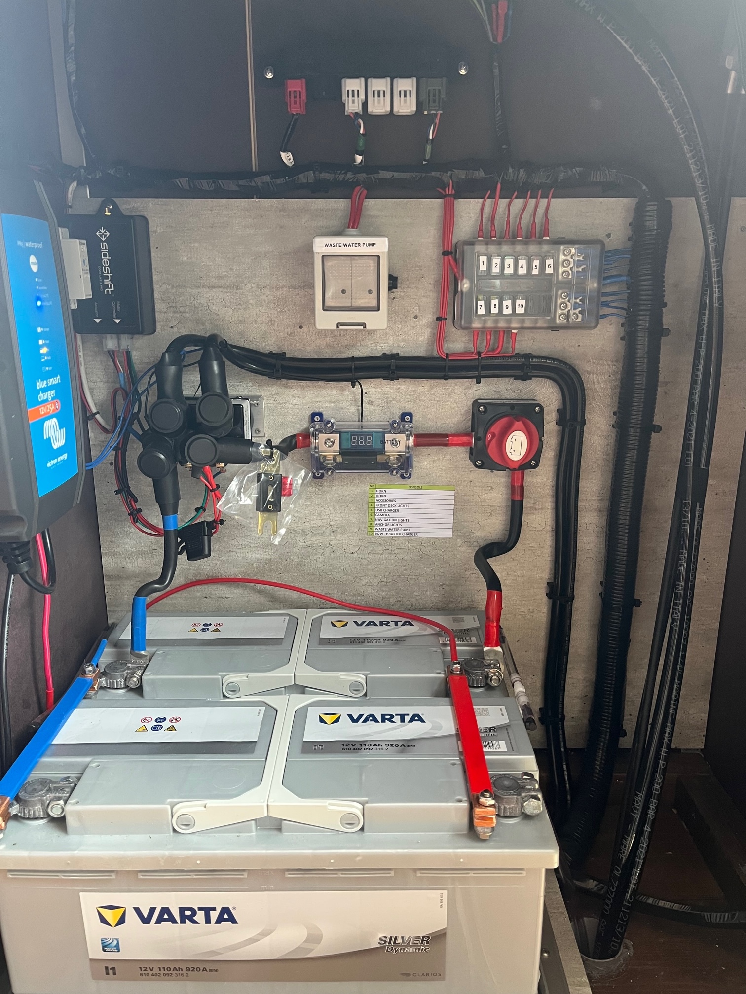 Nordic Season NS 43 Eco 45m2 Houseboat