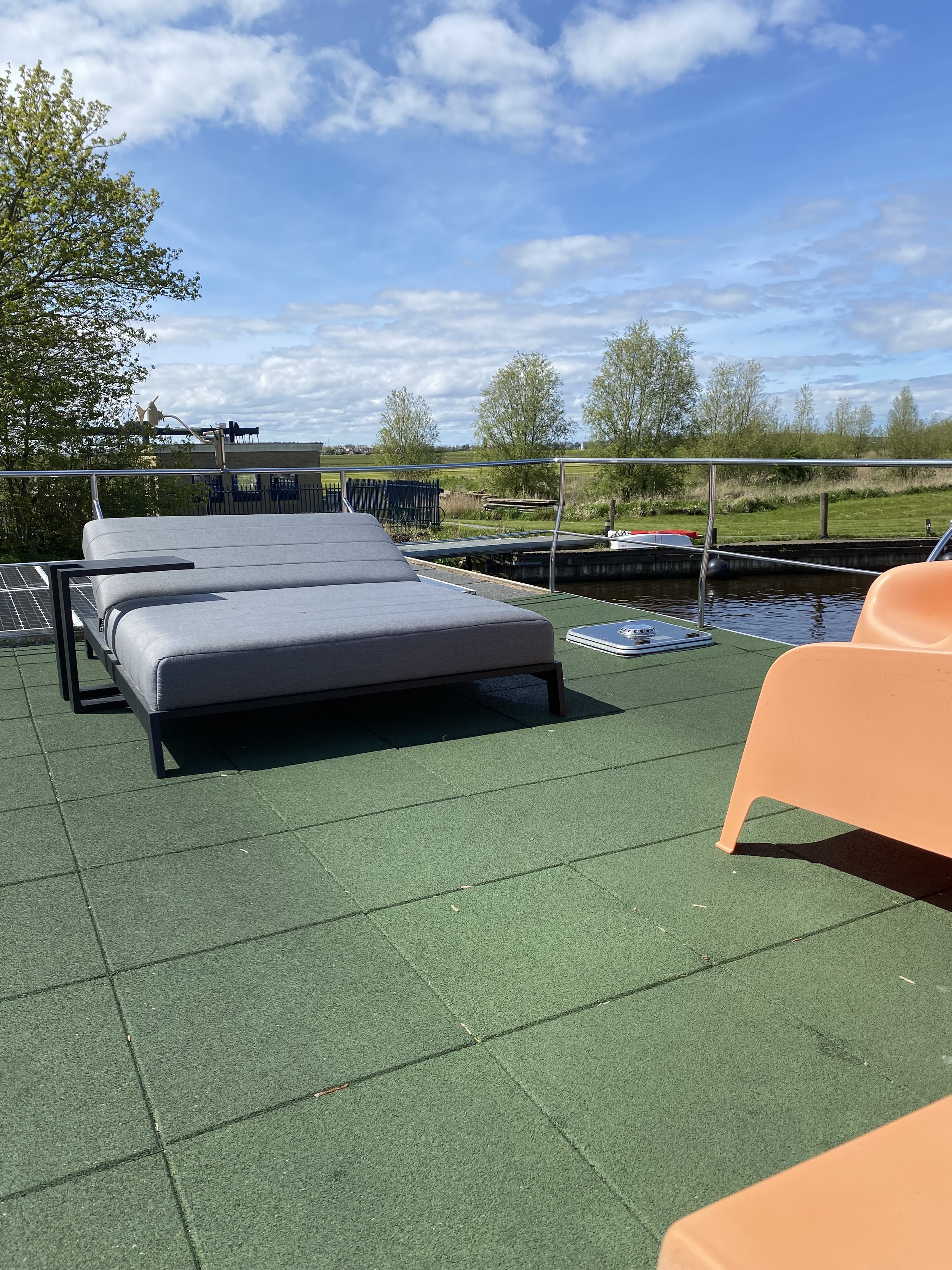 La Mare Houseboat Met Ligplaats Model DFS Aluminium