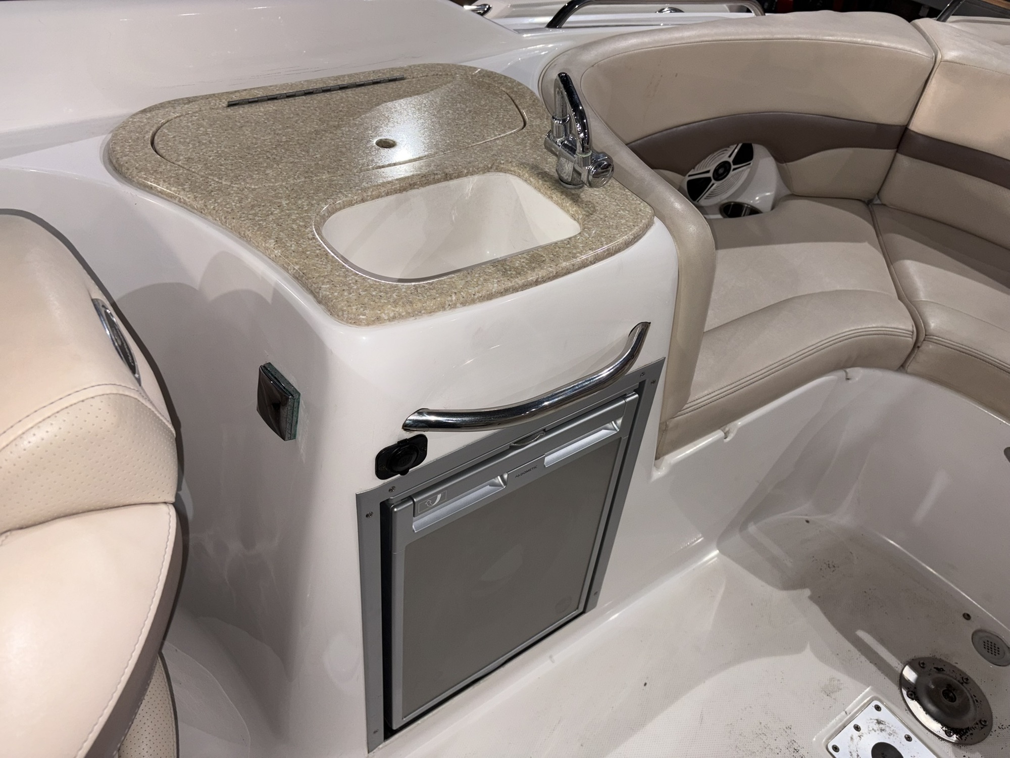 Chaparral 255 SSI met MerCruiser 5.7 L 300 pk