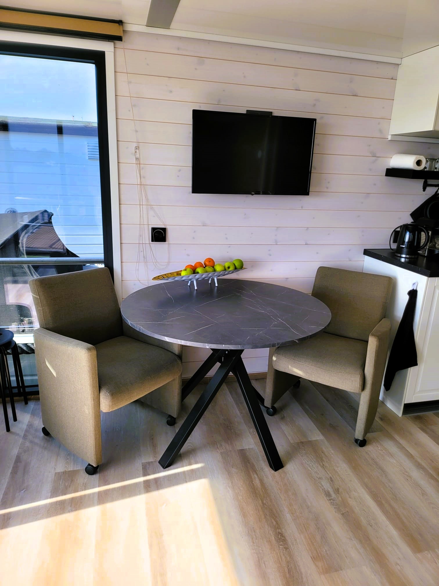 Nordic Season Houseboat NS 40 Eco 36m2