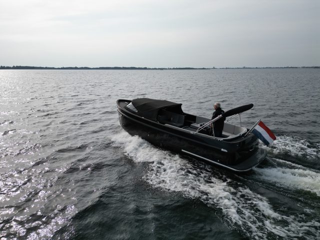 Seafury Hawker 725 jonge occasion