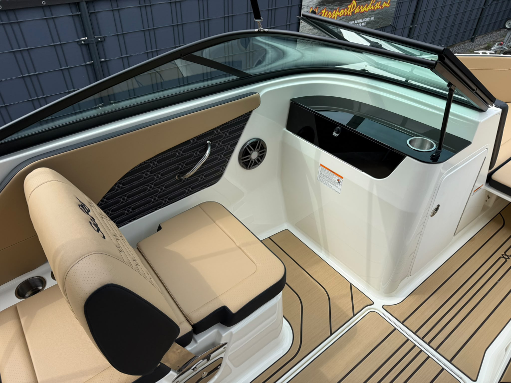 Sea Ray SPX 190