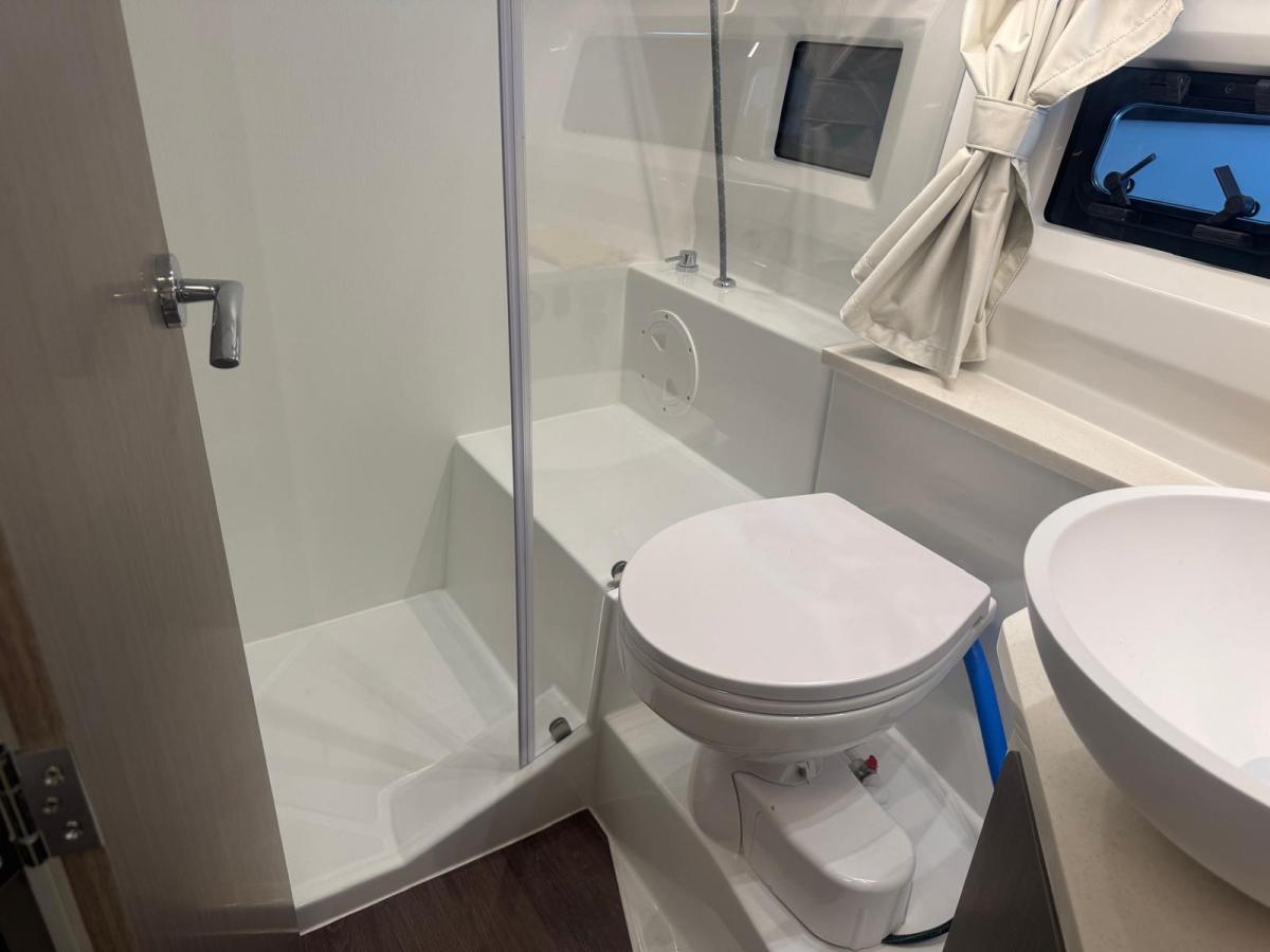 Jeanneau 1095 coupé serie 2