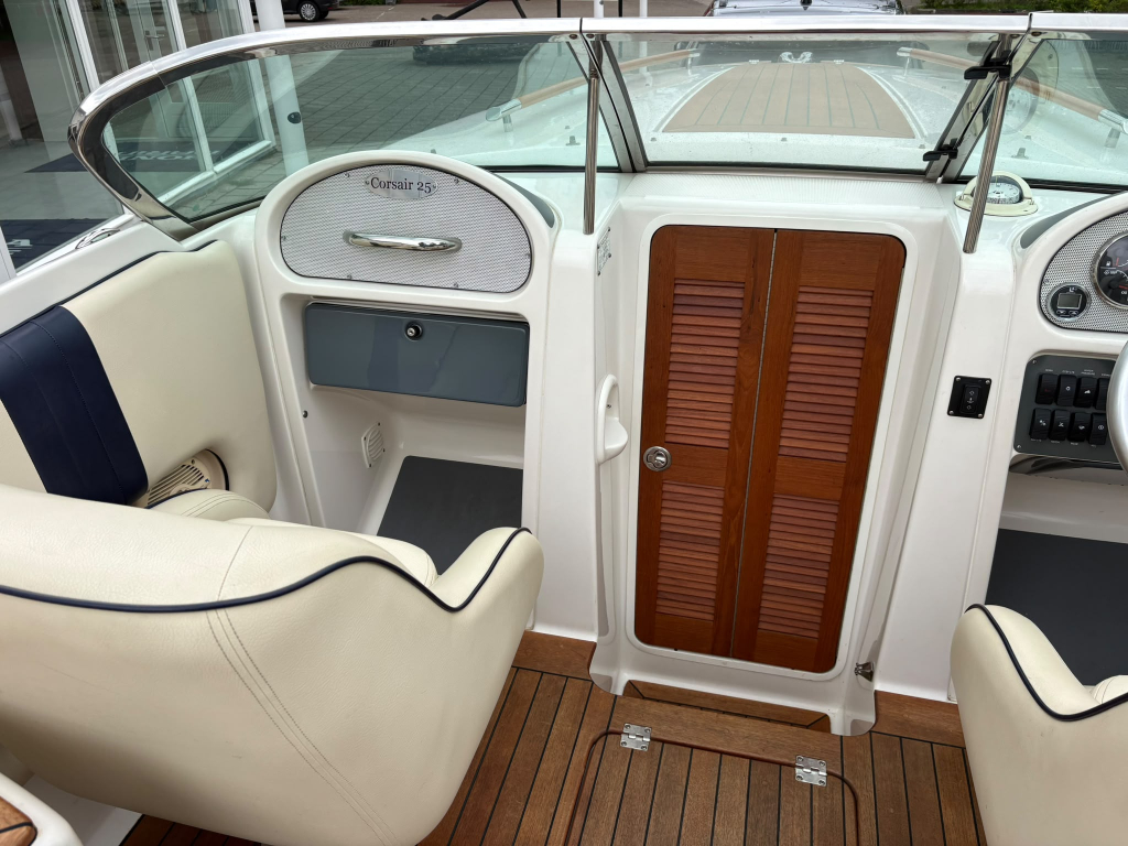 Chris Craft 25