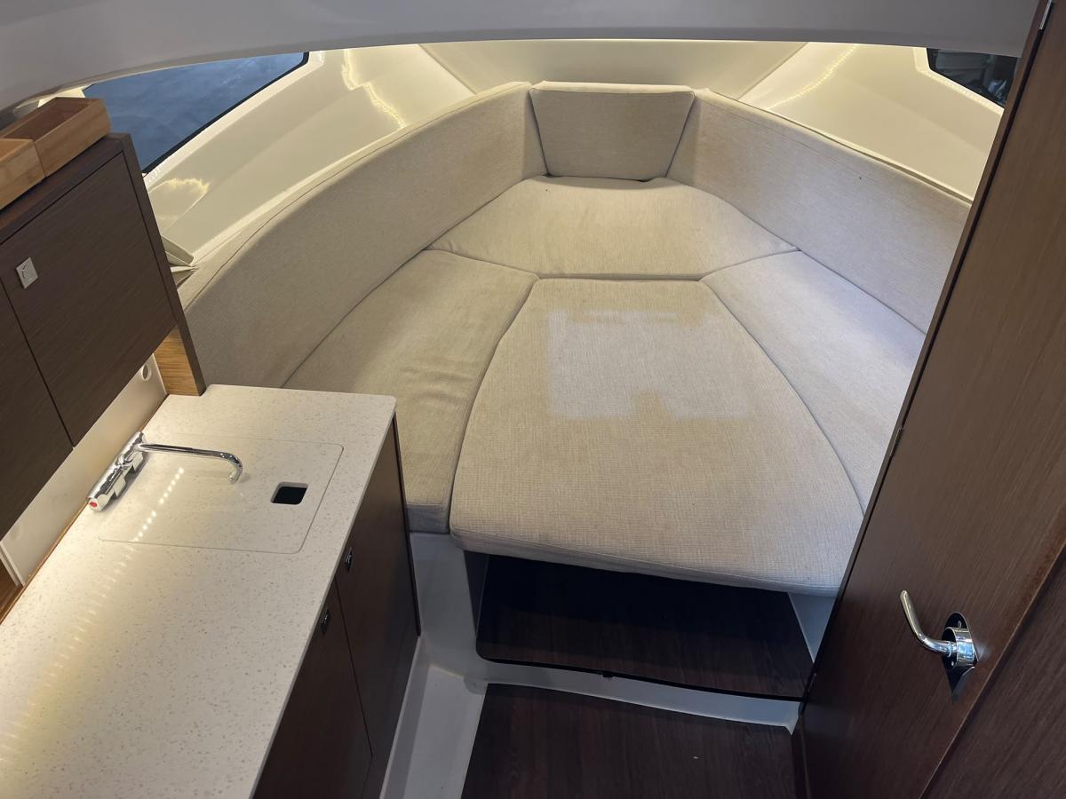 Jeanneau Cap Camarat 9.0 Walk Around with Hard-Top and airconditioning