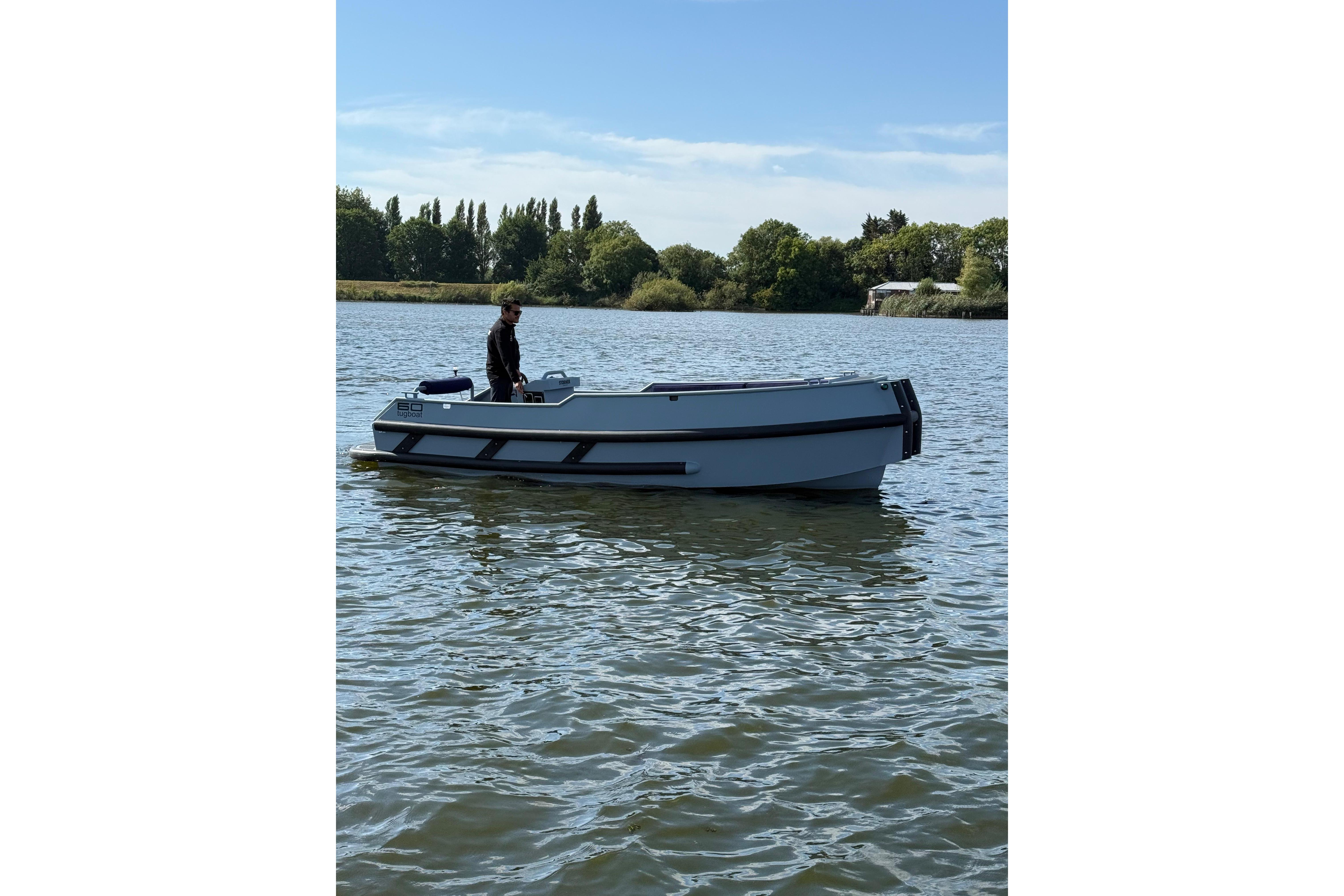 Stormer Tugboat 60